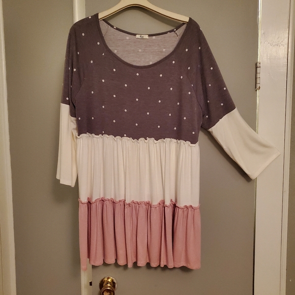 Tunic Top - Picture 1 of 3